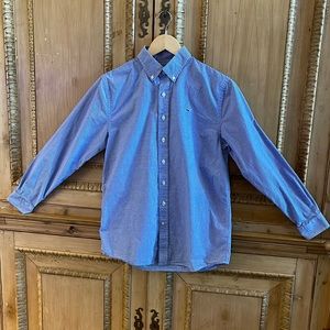 Vineyard Vines boys dress shirt. Blue and white small check, Size Y16.